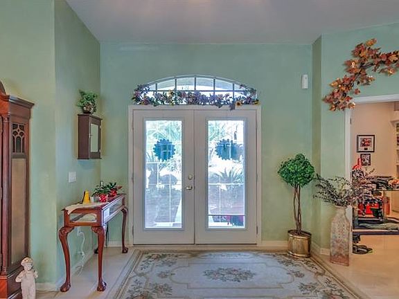 2nd image of 2804 Barret Ave