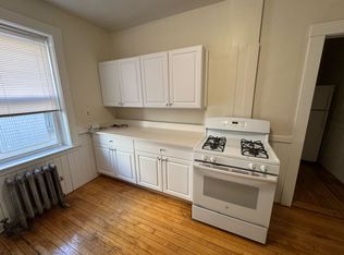 14 Centre St APT 4, Cambridge, MA 02139