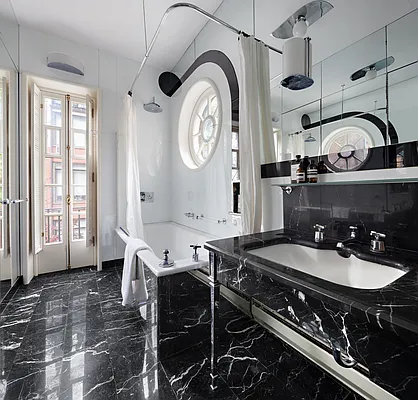 Sold by Compass | media 22