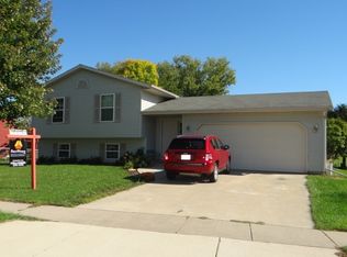 458 Mitchell St, Belleville, WI 53508