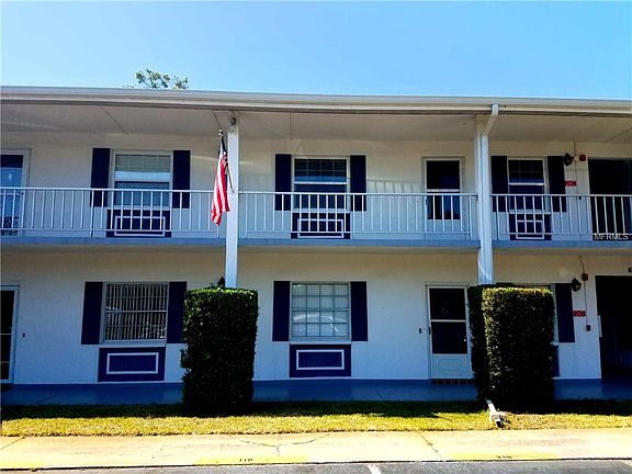 2nd image of 600 Glennes Ln APT 209