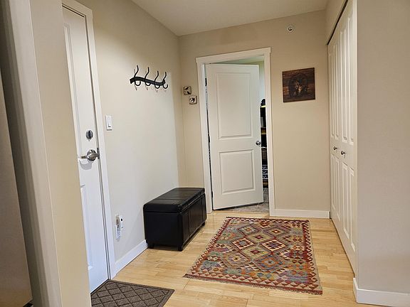 4th image of 5631 Inlet Ave #404