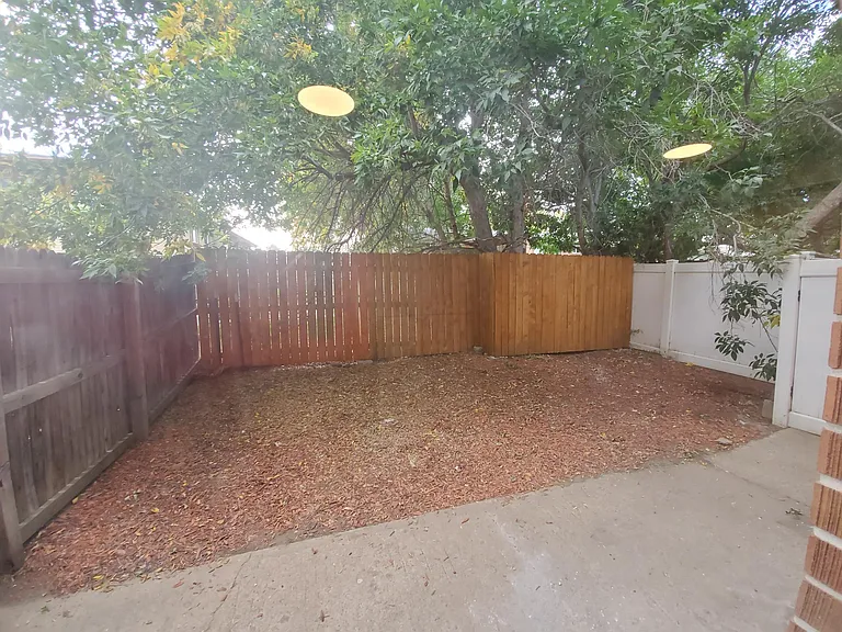 4505 Everett Ct — Photo 16