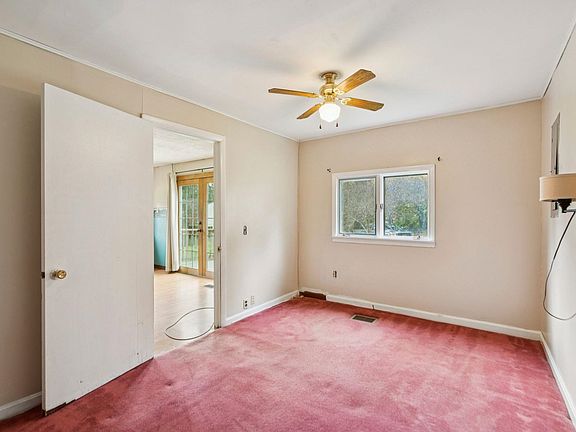 4th image of 1534 Riford Brook Road