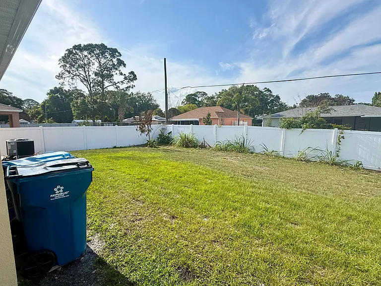 1405 Pace Dr NW — Photo 20