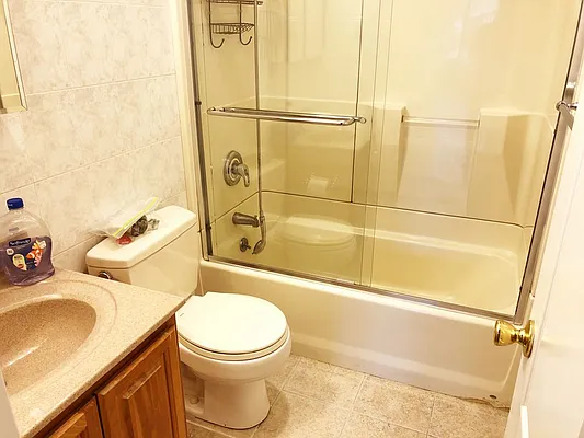 Rented by NY Space Finders Inc. | media 76