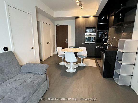 5th image of 70 Temperance St #3410
