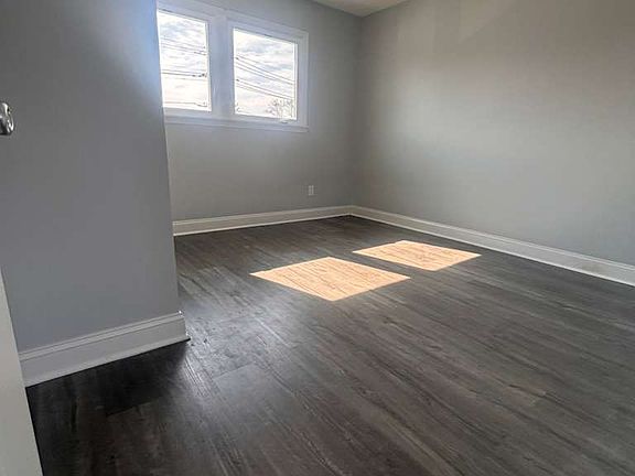 3rd image of 1450 S Olden Ave #1