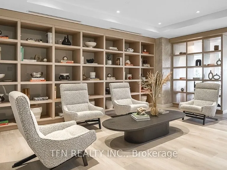 86 Dundas St E #1611 — Photo 30