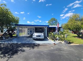 415 Bruce Ave, Wildwood, FL 34785