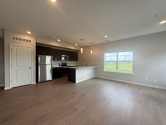 4th image of 141 Clark Dr SW Unit 2