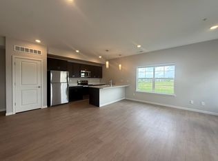 141 Clark Dr SW Unit 1, Cedar Rapids, IA 52404