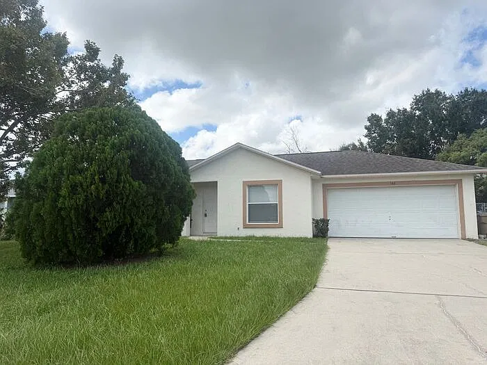 3 bed, 2.0 bath, 1132 sqft, $1,950 — Photo 3