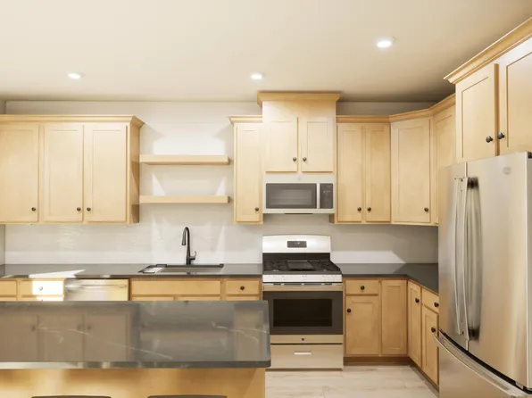 43318 Farringdon Sq, Broadlands, VA 20148