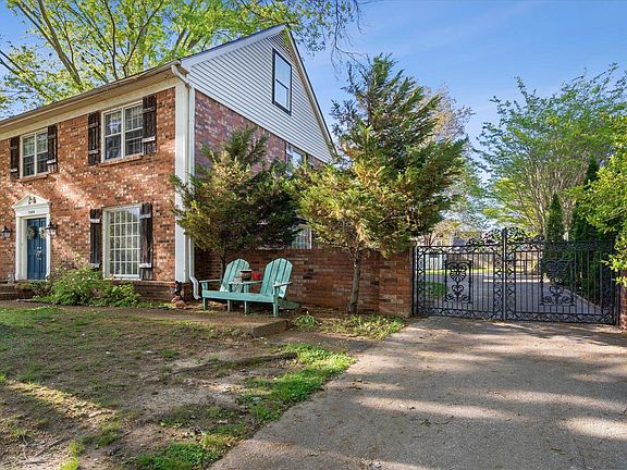 3rd image of 7008 Corsica Dr