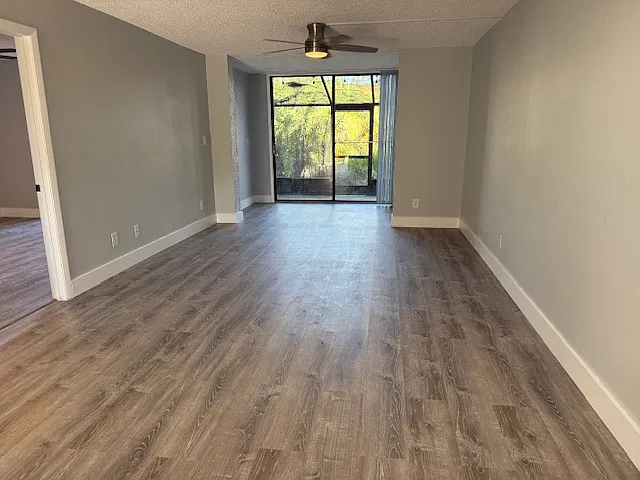 2 bed, 1086 sqft, $1,800 — Photo 2