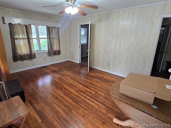 5th image of 115 Mullins Ave