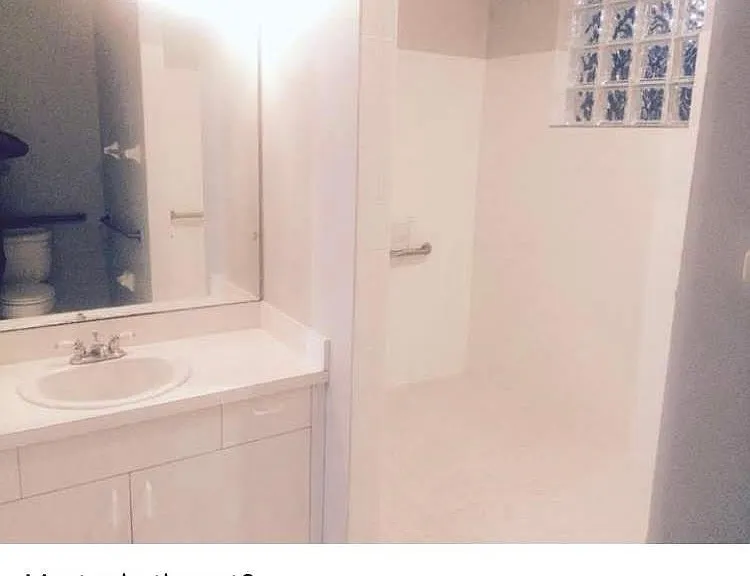 1722 Roosevelt Ave — Photo 18