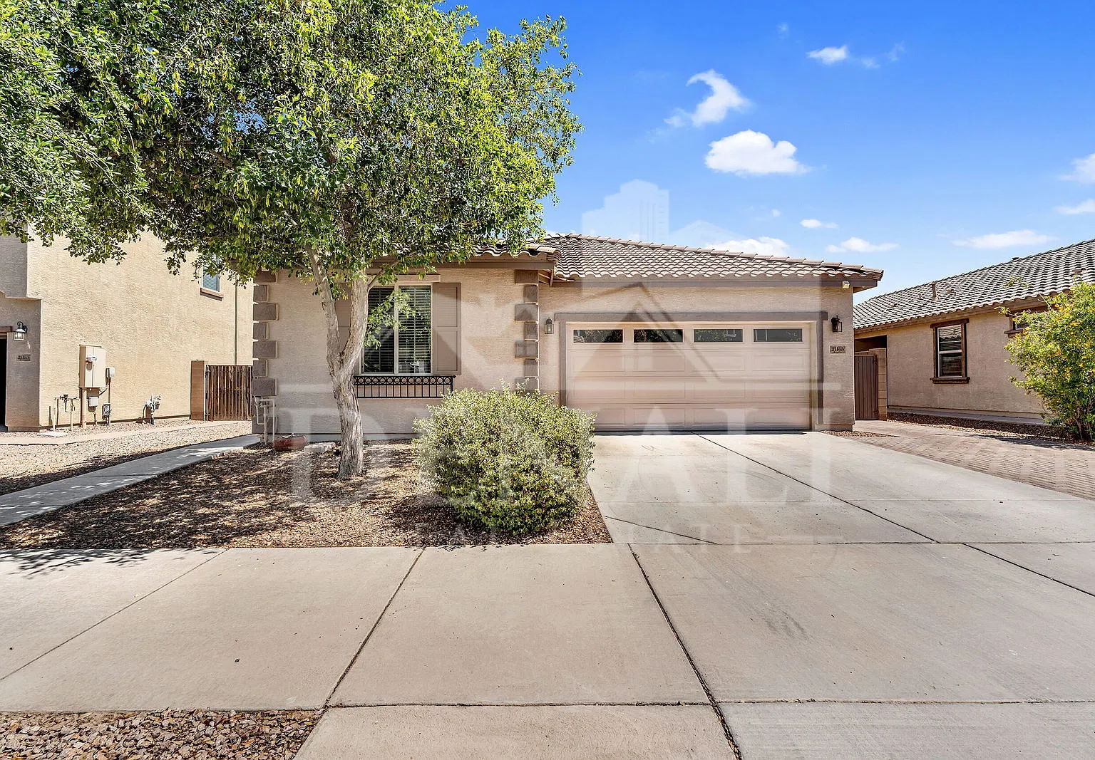 4 bed, 2.0 bath, 1561 sqft, $2,195 — Photo 1