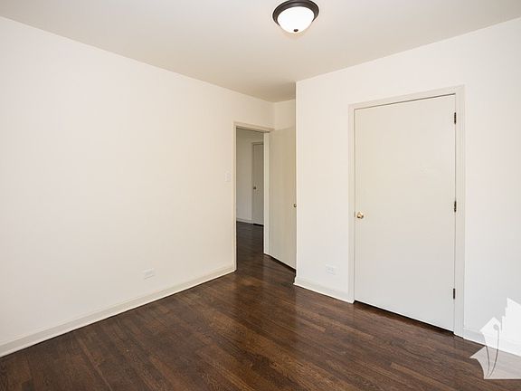 5th image of 5736 N Winthrop Ave #48