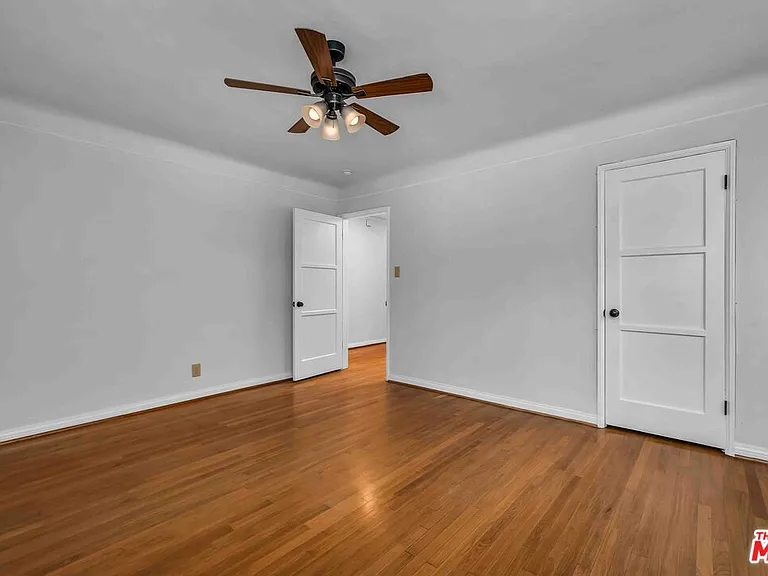 3439 W 84th Pl — Photo 16