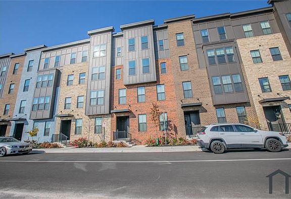 2nd image of 10010 American Pharoah Ln Unit B