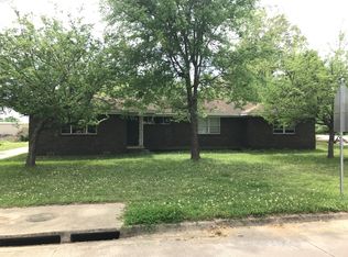 1406 Silver Falls Rd, Longview, TX 75604