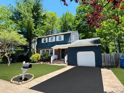 94 Kline Blvd, Colonia, NJ, 07067