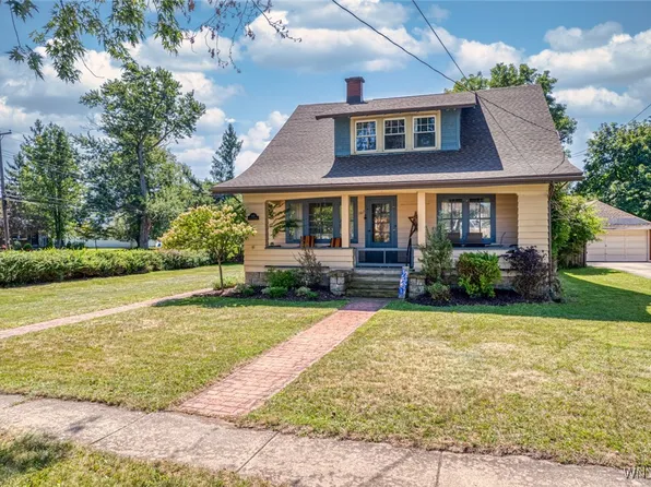 107 Orchard Ave, West Seneca, NY 14224