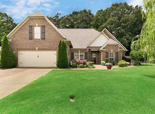 333 Copper Creek Dr, Jackson, TN 38305