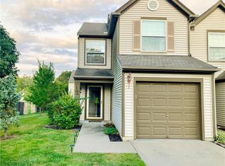 5548 N Fairmount Ave, Kansas City, MO 64118