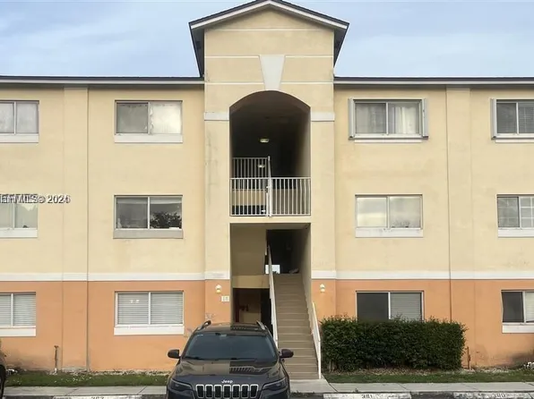 3700 N 56th Ave APT 1012, Hollywood, FL 33021