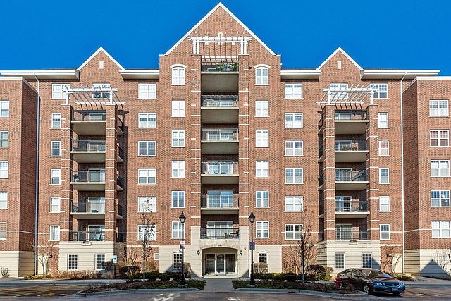 1st image of 390 W Mahogany Ct Unit 612