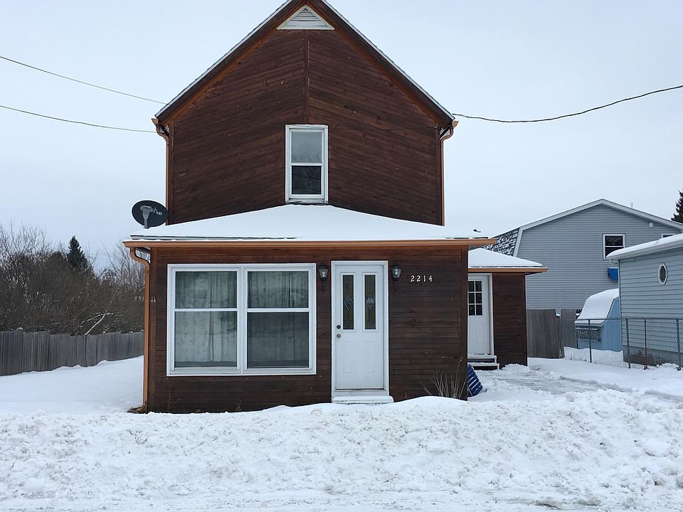1st image of 2214 W 4th Ave