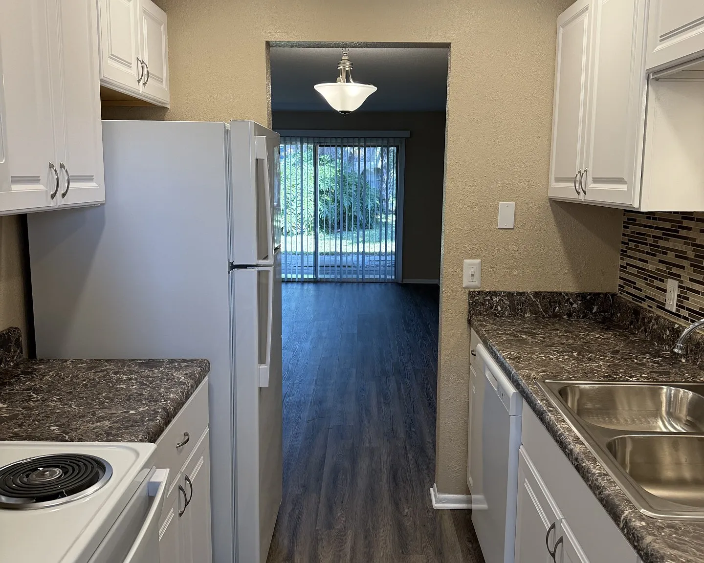 Sorrento Apartments — Photo 2