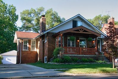 605 Leroy Street 