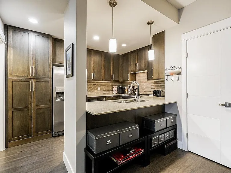 2495 Wilson Ave #203 — Photo 2