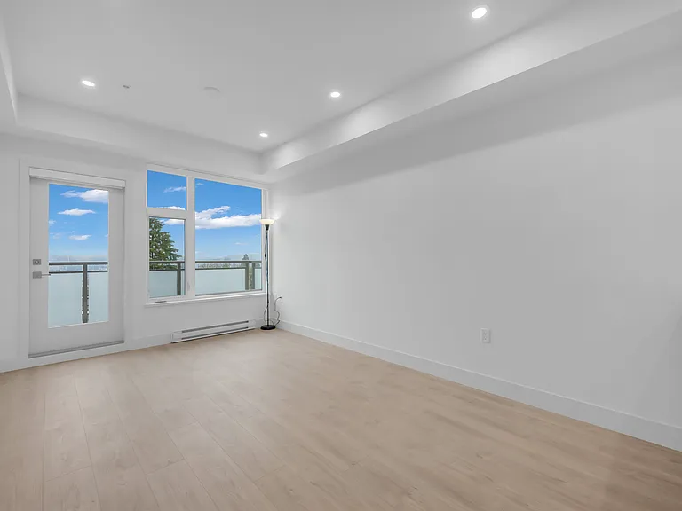 6479 Selma Ave #207 — Photo 10