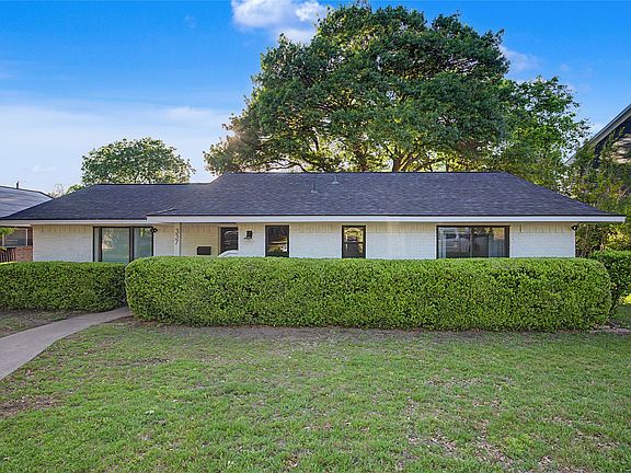 2nd image of 337 Merribrook Trl