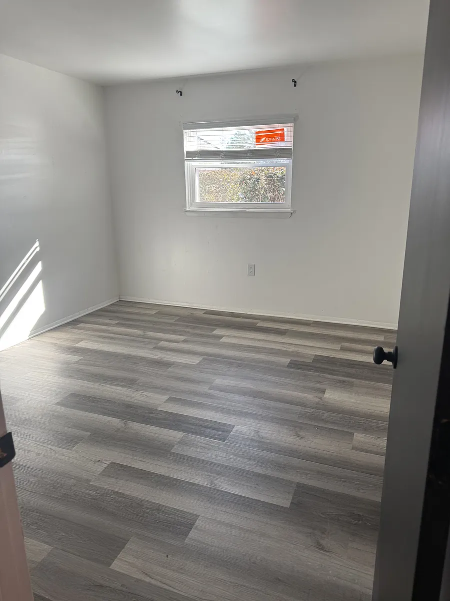 Building Photo - 3739 Southway Dr SW #38