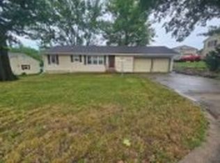 1905 Westport Rd, Chillicothe, MO 64601