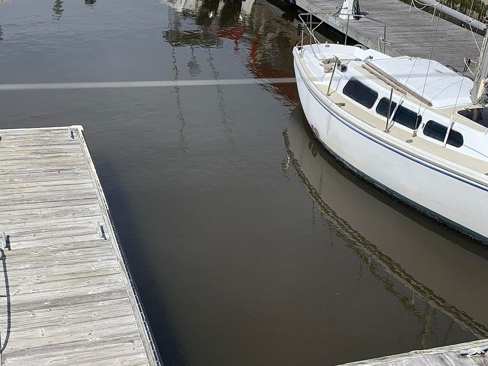 1st image of S-2 Keelson Row