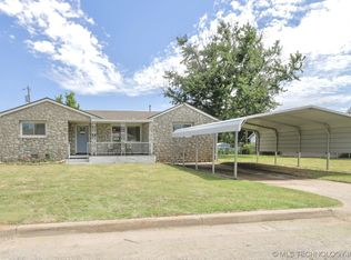 4432 W 1st St, Tulsa, OK 74127