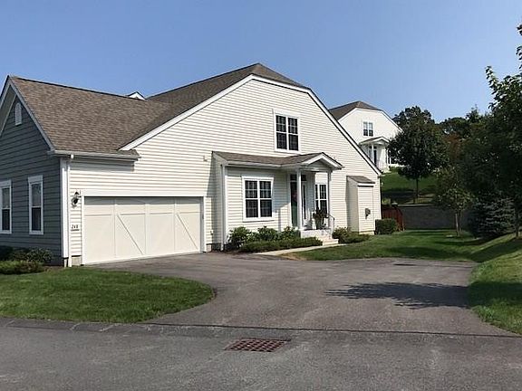 5th image of 240 Hampton Way #103
