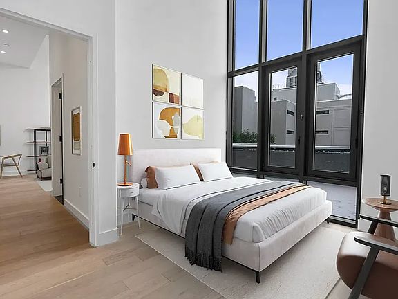 3rd image of 92-27 160th St #324