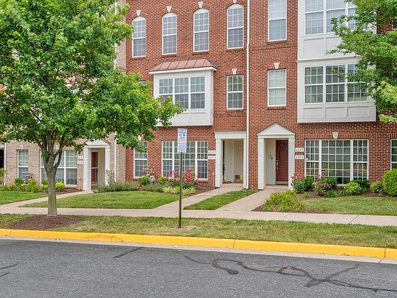 3rd image of 6293 Aster Haven Cir