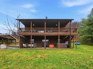 6321 Rk Miller Rd, Logan, OH 43138