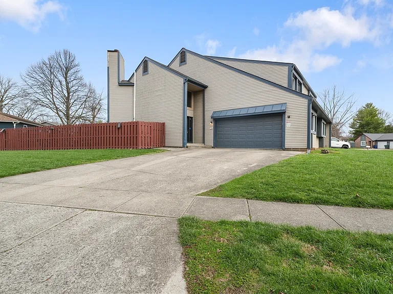 3383 Willington Dr — Photo 24
