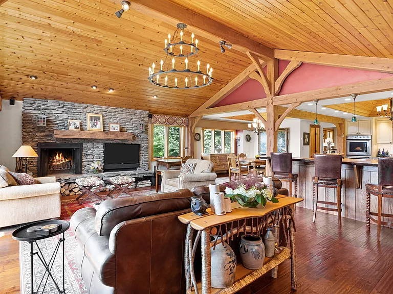 682 Ski Valley Rd — Photo 5