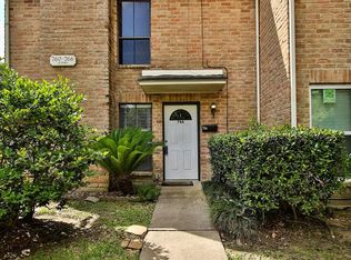 766 Worthshire St, Houston, TX 77008